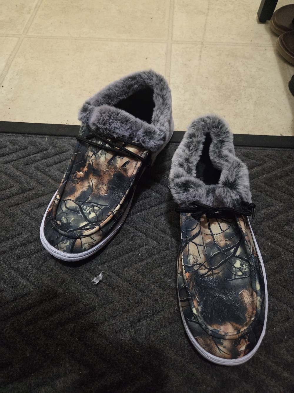 Women's Faux-Fur Lined Camo Slip-On Shoes - Hey Dudes Off Brand - New